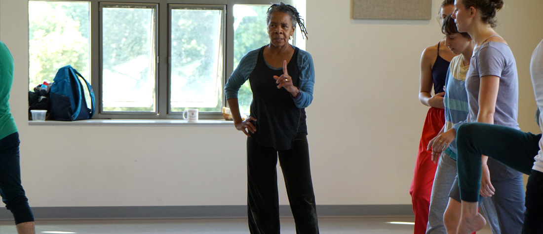 Bebe Miller teaching, 2016, photographed by Nicole Garlando, courtesy of the Ohio State University Department of Dance